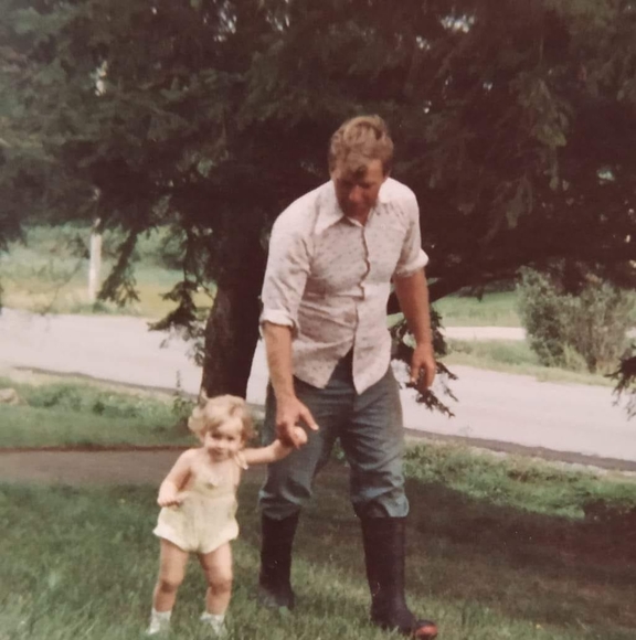 Meet your Posher, Anna - Picture 1 of 1